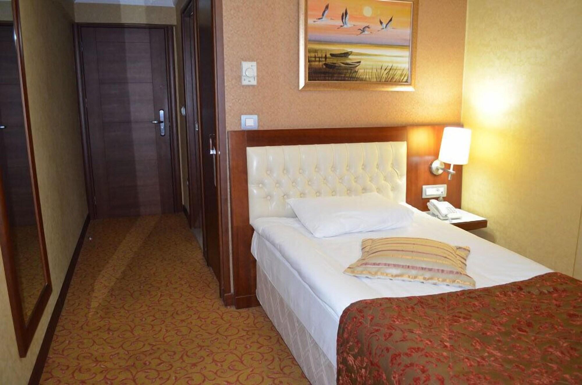 Yuksel Hotel Istanbul Luaran gambar